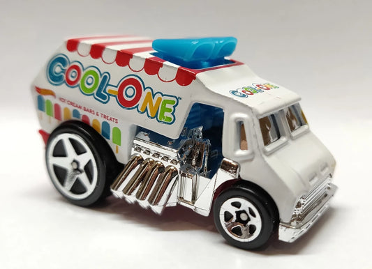 Hot Wheels 2020 #038/250 Cool-One, NEW/LOOSE, white