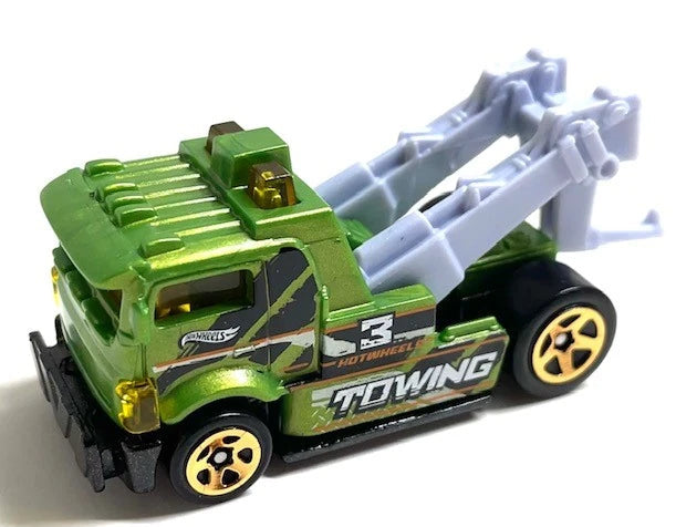 Hot Wheels 2022 Multipack Exclusive, Heavy Hitcher, NEW/LOOSE, metalflake green