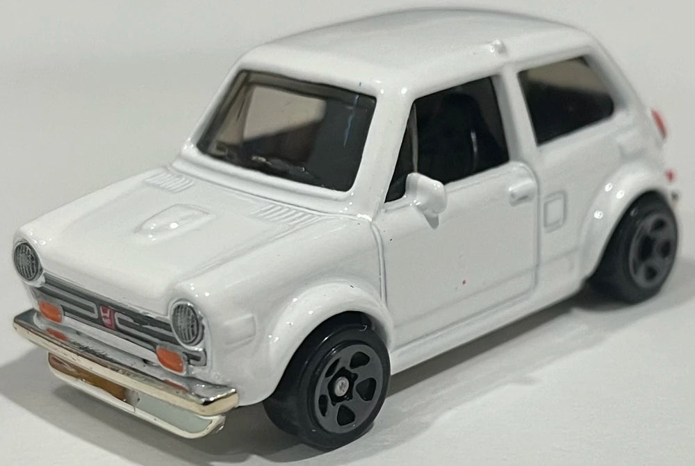 Hot Wheels 2022 #141/250 Custom '70 Honda N600, PREOWNED/LOOSE, white