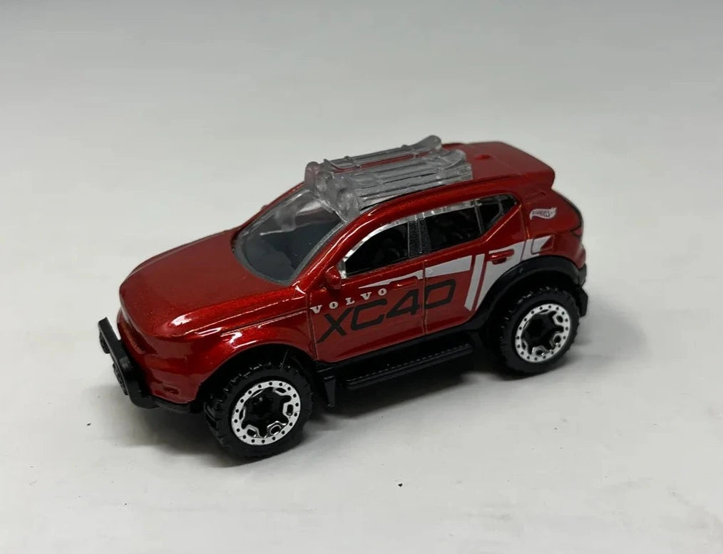 Hot Wheels 2024 #014/250 Volvo XC40 Recharge, KROGER EXCLUSIVE, NEW/LOOE, fusion red