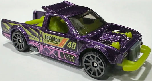 Hot Wheels 2025 #236/250 Limited Grip, NEW/LOOSE, purple