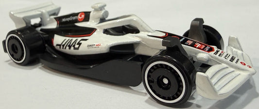 Hot Wheels 2026 Multipack Exclusive, MoneyGram Haas F1 Team, NEW/LOOSE, white