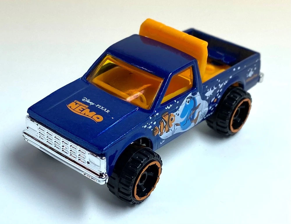 Hot Wheels 2020 Finding Nemo 3/5 Beach Patrol/Path Beater, NEW/LOOSE, metallic blue