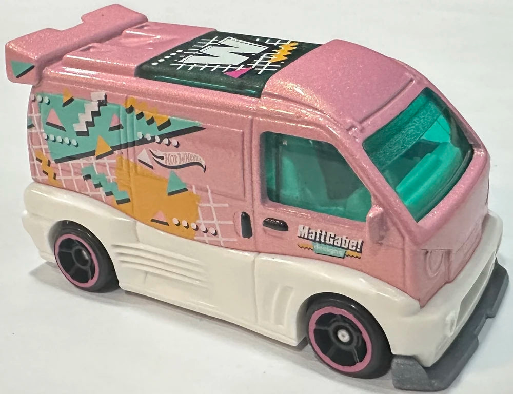 Hot Wheels 2025 #011/250 Kei Swap, NEW/LOOSE, pink