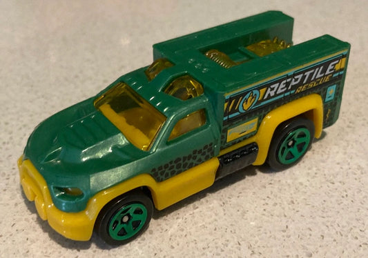 Hot Wheels 2024 Multipack Exclusive Rescue Duty, NEW/LOOSE, green