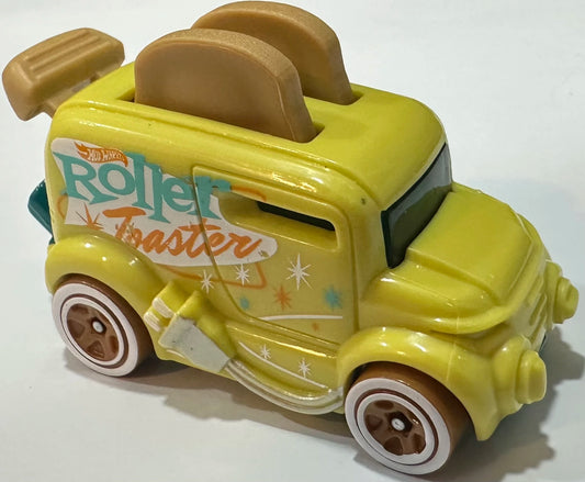 Hot Wheels 2026 #039/250 Roller Toaster, NEW/LOOSE, yellow