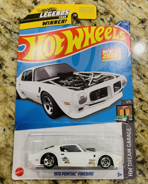 Hot Wheels 2022 #001/250 1970 Pontiac Firebird, white