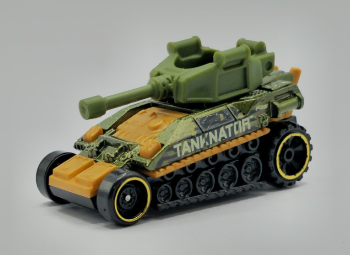 Hot Wheels 2024 #119/250 Tanknator, NEW/LOOSE, green