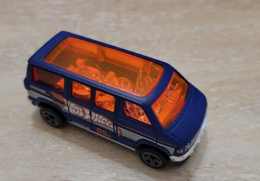 Hot Wheels 2023 #066/250 Dodge Van, NEW/LOOSE, HW racing blue