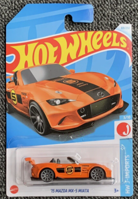 Hot Wheels 2024 #069/250 '15 Mazda MX-5 Miata, orange