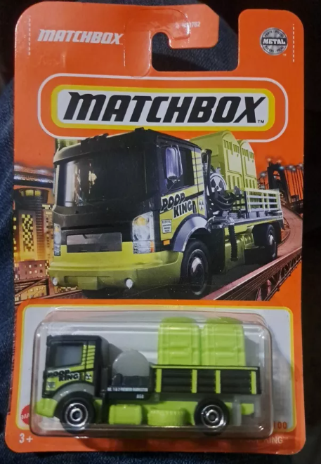 Matchbox 2021 #056/100 2019 Poop King, black/green