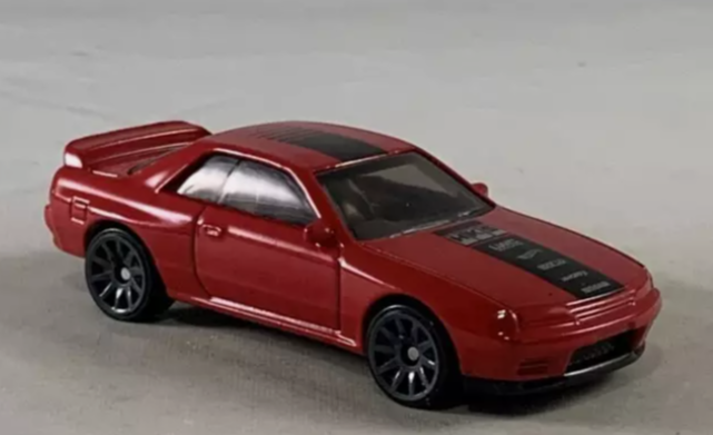 Hot Wheels 2023 Multipack Exclusive Nissan Skyline GT-R R32, NEW/LOOSE, red