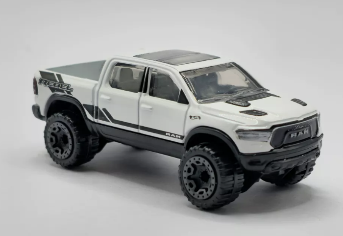 Hot Wheels 2024 #024/250 2020 Ram 1500 Rebel, NEW/LOOSE, white