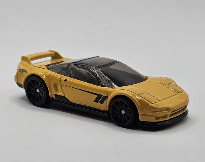 Hot Wheels 2022 #144/250 '90 Acura NSX, NEW/LOOSE, yellow