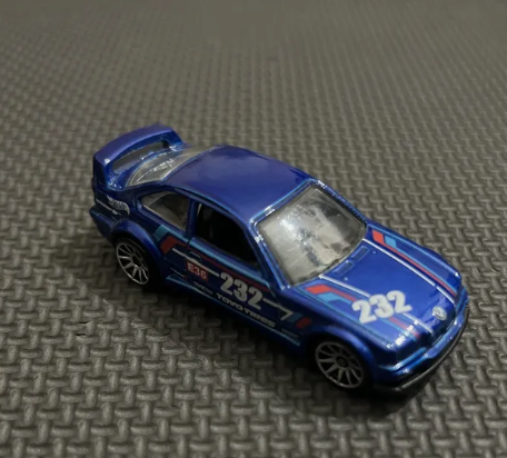 Hot Wheels 2015 BMW #146/250 BMW E36 M3 Race, PREOWNED/LOOSE, blue