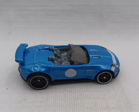 Hot Wheels 2017 #141/365 '15 Jaguar F-Type Project 7, PREOWNED/LOOSE, blue