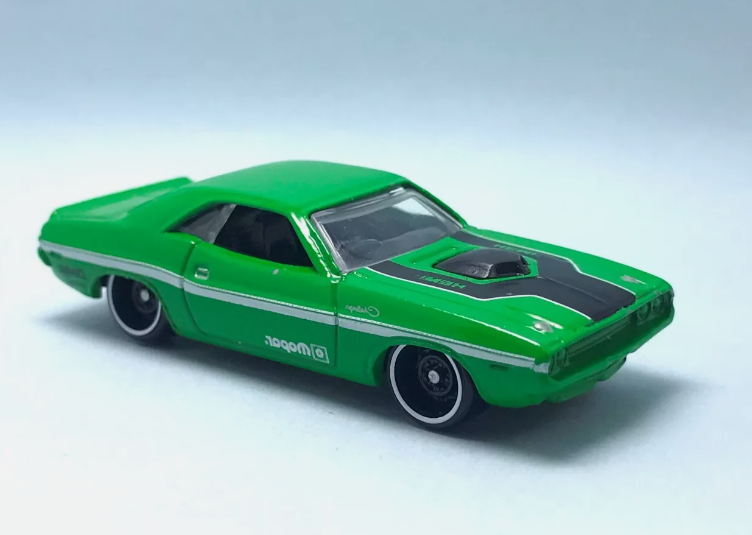 Hot Wheels 2023 #123/250 '70 Dodge Hemi Challenger, NEW/LOOSE, green