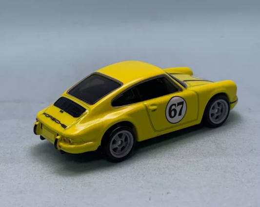 Hot Wheels Premium 2024 1967 Porsche 911 R from German Racers Diorama, NEW/LOOSE