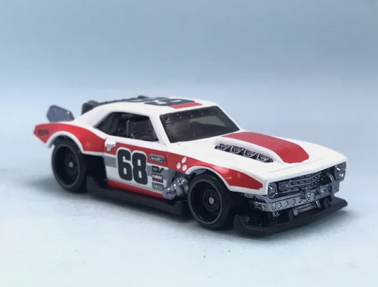 Hot Wheels 2024 #081/250 Custom '68 Camaro, NEW/LOOSE, white