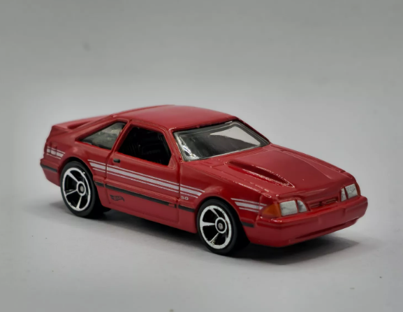 Hot Wheels 2024 #194/250 '92 Ford Mustang, NEW/LOOSE, red