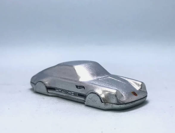 Hot Wheels 2024 #134/250 Porsche 911 Carrera (key fob), NEW/LOOSE, silver