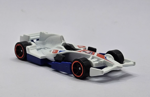 Hot Wheels 2023 Multipack Exclusive F1 Racer, NEW/LOOSE, white