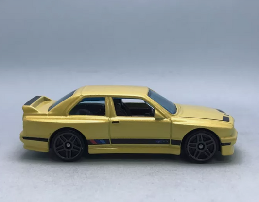 Hot Wheels 2024 #195/250 '92 BMW M3, NEW/LOOSE, canary yellow