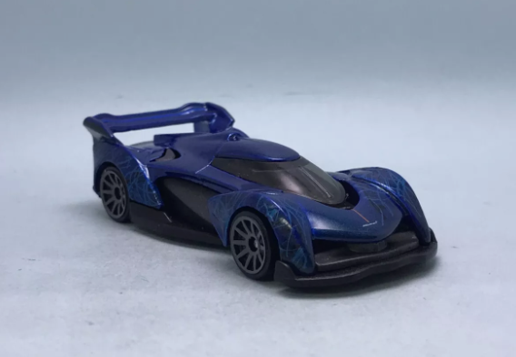 Hot Wheels 2024 #070/250 McLaren Solus GT, NEW/LOOSE, blue