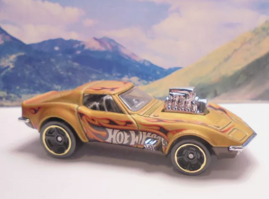 Hot Wheels 2023 #139/250 '68 Corvette - Gas Monkey Garage, NEW/LOOSE, matte gold