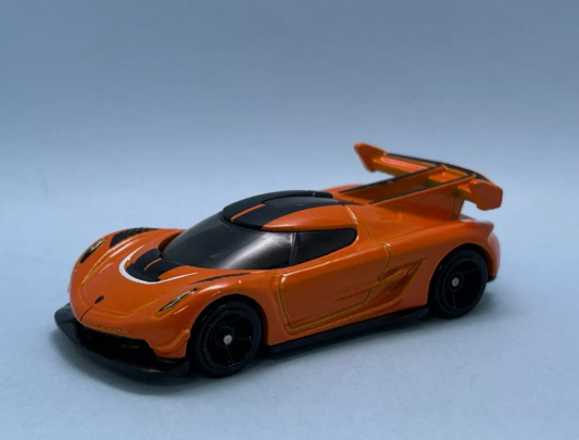 Hot Wheels 2024 #184/250 2020 Koenigsegg Jesko, NEW/LOOSE, orange