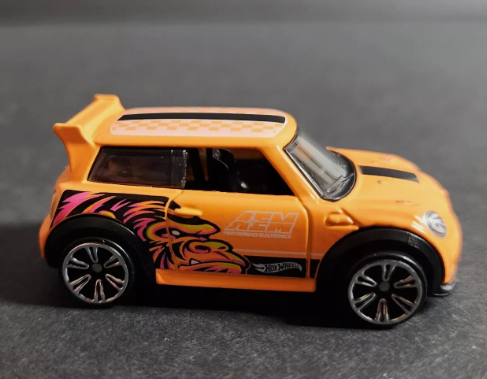 Hot Wheels 2025 Neon Speeders Mix A 5/8 Mini Cooper S Challenge, NEW/LOOSE, orange