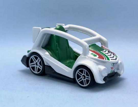 Hot Wheels 2025 #023/250 Kick Kart, NEW/LOOSE, white