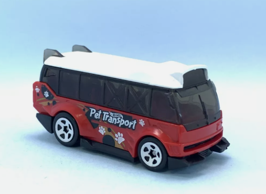 Hot Wheels 2025 #006/250 Kowloon'd Hypervan, NEW/LOOSE, red