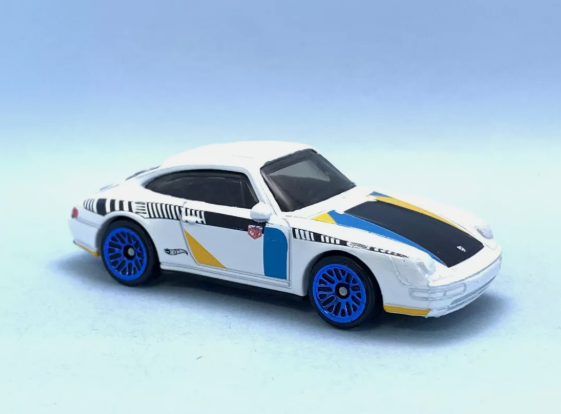 Hot Wheels 2024 #174/250 '96 Porsche Carrera, NEW/LOOSE, white