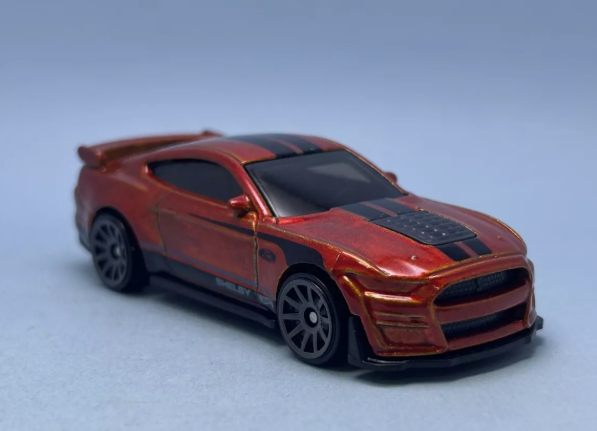 Hot Wheels 2025 #073/250 2020 Ford Mustang Shelby GT500, NEW/LOOSE, burnt orange