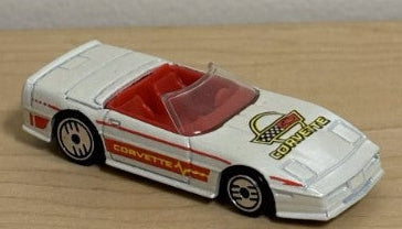 Hot Wheels 1993 #200 Custom Corvette Convertible, NEW/LOOSE, white