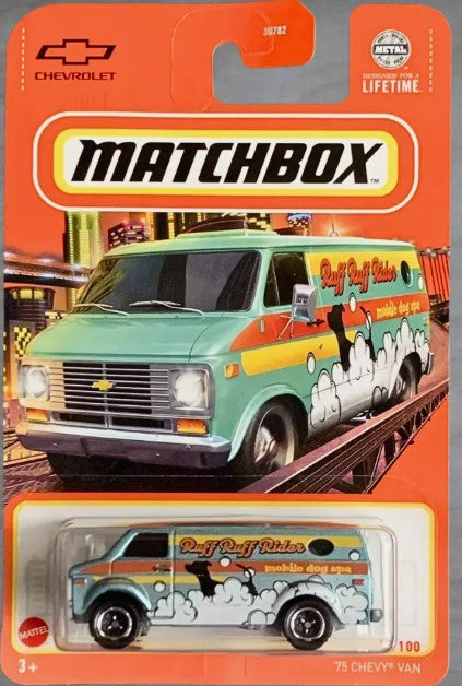 Matchbox 2024 #014/100 '75 Chevy Van, green