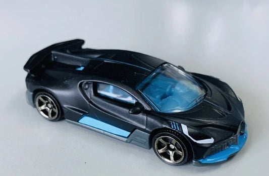 Matchbox 2021 #039/100 Bugatti Divo, NEW/LOOSE, matte black