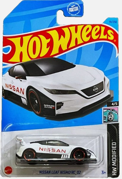 Hot Wheels 2023 #091/250 Nissan Leaf NISMO RC_02, white