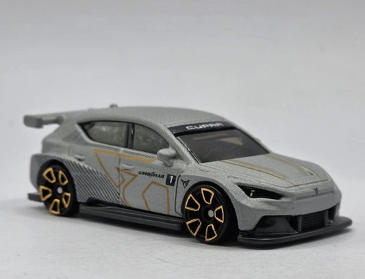 Hot Wheels 2025 #072/250 Cupra e-Racer, NEW/LOOSE, flat grey