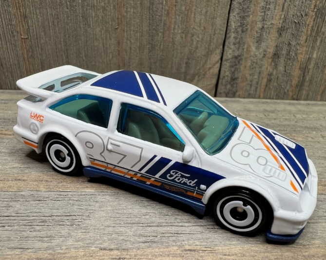 Hot Wheels Multipack Exclusive '87 Ford Sierra Cosworth, NEW/LOOSE, white