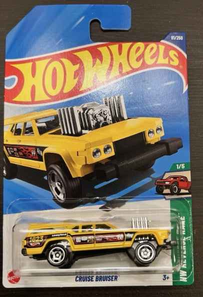 Hot Wheels 2025 #091/250 Cruise Bruiser, yellow