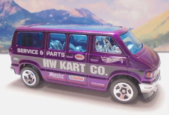 Hot Wheels 2022 #055/250 Dodge Van, NEW/LOOSE, metalflake purple