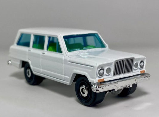 Matchbox 2024 #038/100 1964 Jeep Wagoneer, NEW/LOOSE, white