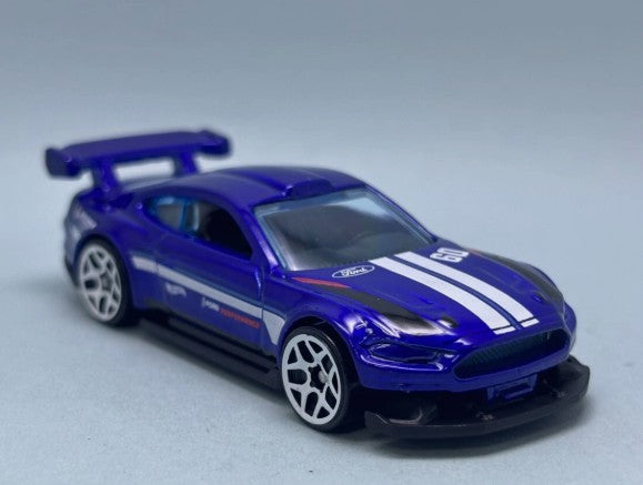 Hot Wheels 2025 #211/250 Custom '18 Ford Mustang GT, NEW/LOOSE, blue