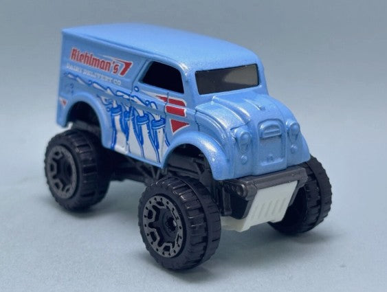 Hot Wheels 2025 #133/250 Monster Dairy Delivery, NEW/LOOSE, blue