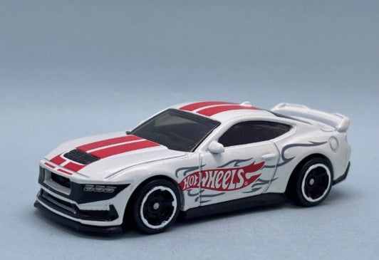 Hot Wheels 2025 #219/250 Ford Mustang Dark Horse, NEW/LOOSE, white