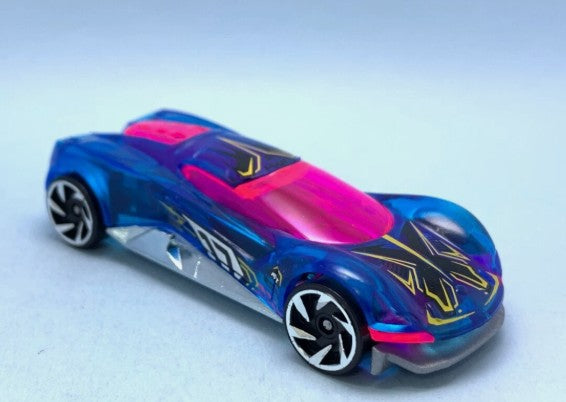 Hot Wheels 2025 #037/250 Crescendo, NEW/LOOSE, translucent blue