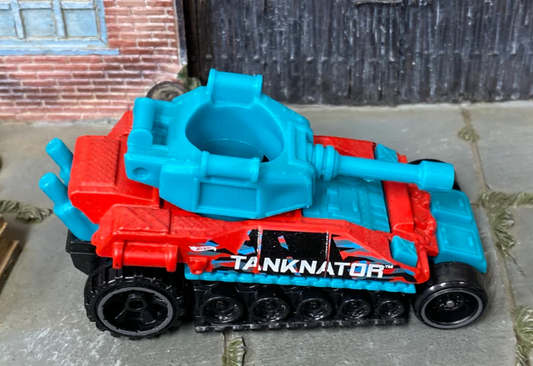 Hot Wheels 2024 #119/250 Tanknator, NEW/LOOSE, matte red