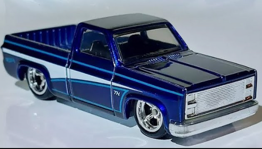Hot Wheels 2024 #249/250 '83 Chevy Silverado, SUPER TREASURE HUNT, NEW/LOOSE, spectraflame blue